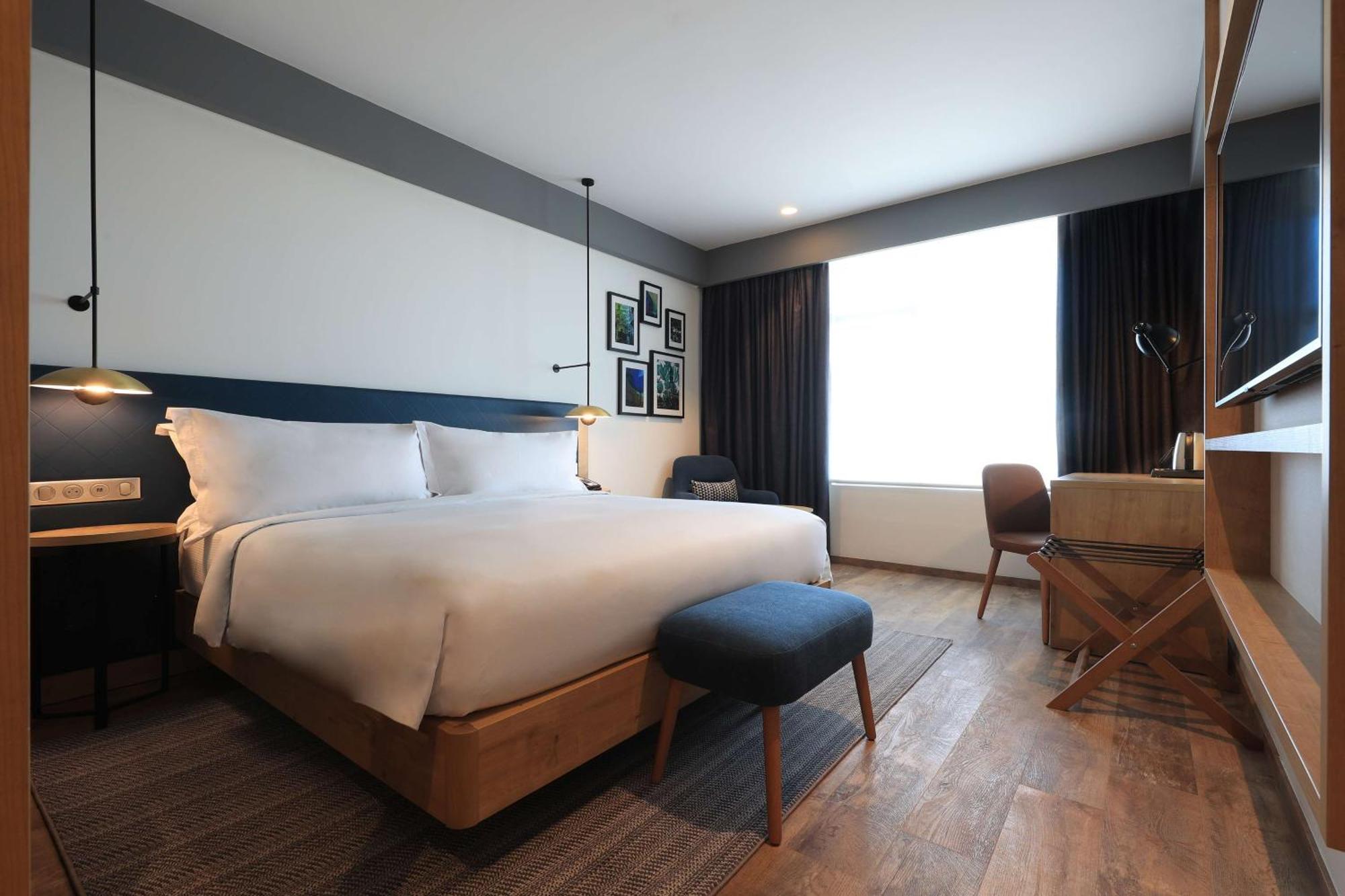 Hilton Garden Sud 4*