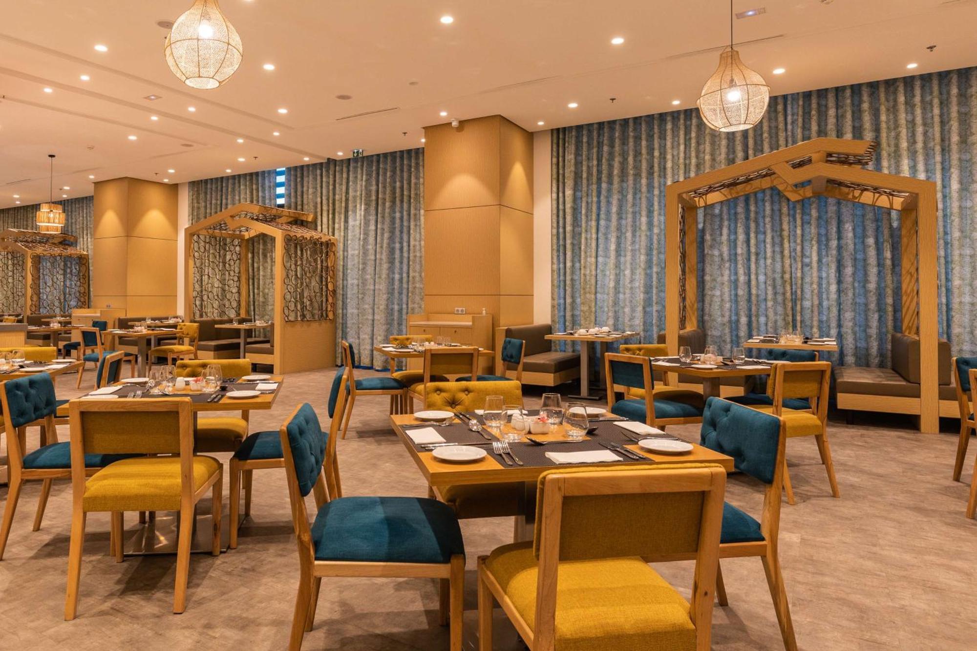 Hilton Garden Sud Hotel 4*