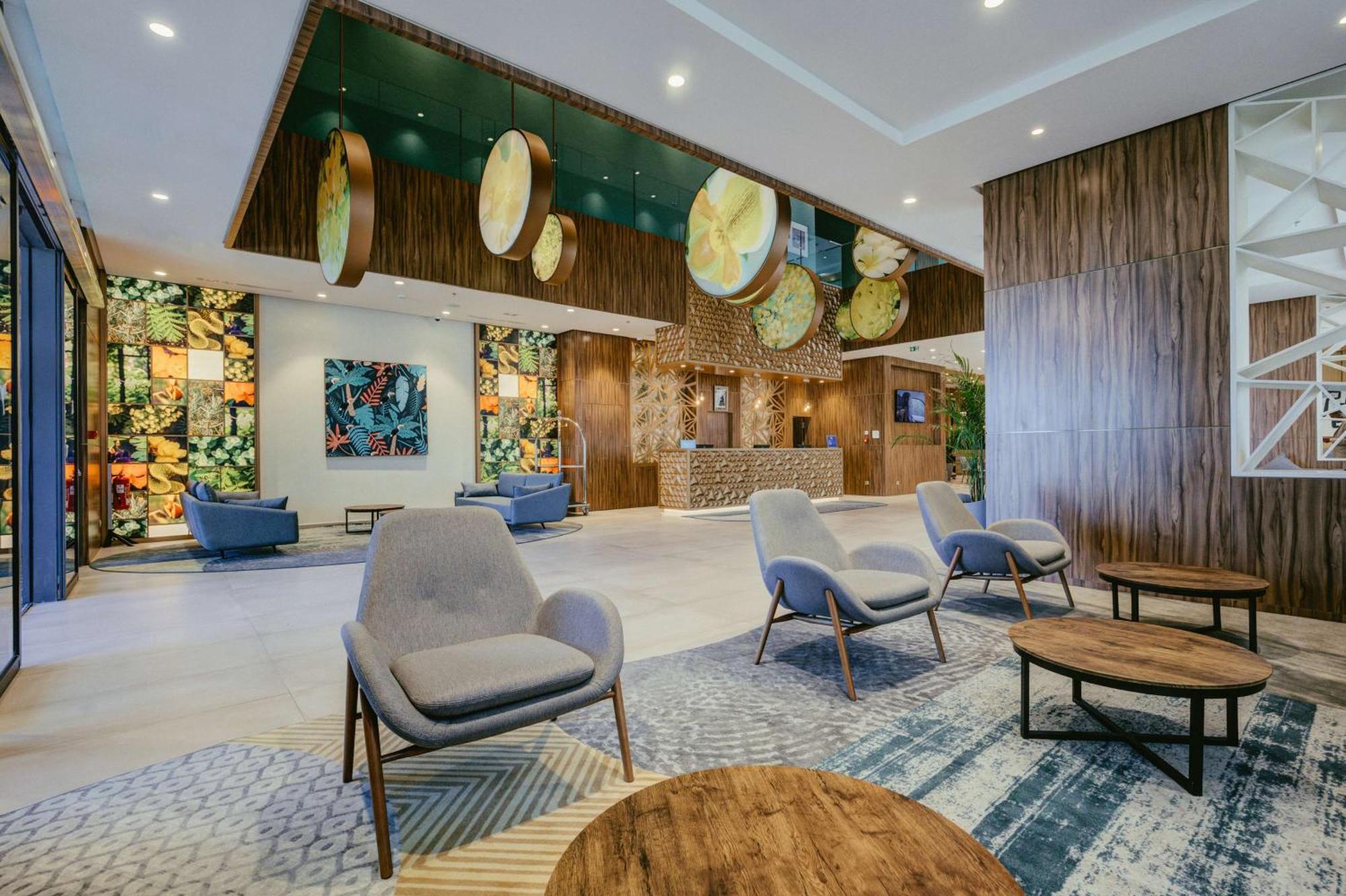 Hilton Garden Sud 4*